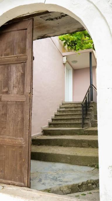 Kasmi Home Krujë Esterno foto